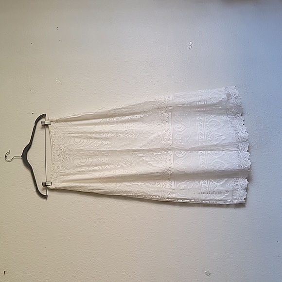 FARM RIO DE JANEIRO Dresses & Skirts - Elegant White Lace Maxi Skirt